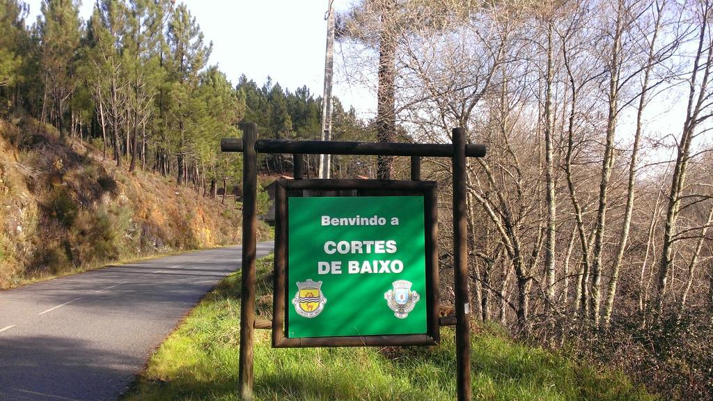 Casa Campo Cortes De Baixo Pensionat Eksteriør billede