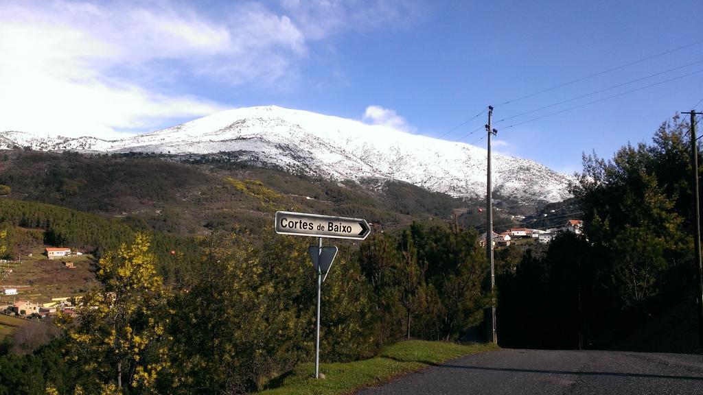 Casa Campo Cortes De Baixo Pensionat Eksteriør billede